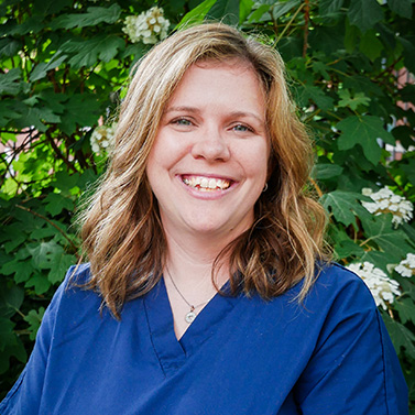 Headshot of Elisabeth Webb